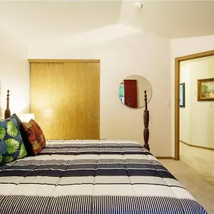 kozy-condo_near-pdx_ezfwyaccess_fast-wi-fi_netflix.portland-hotels.info/